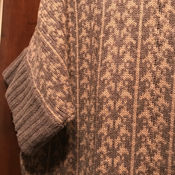 IVI Sweater/Cardigan. 38 EU/M/US 6 - Picture 7 of 7